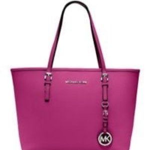 Michael Kors Jet Set Saffiano Tote Bag